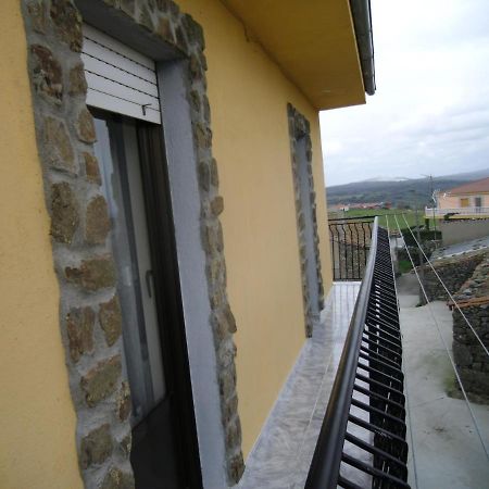 Casa Rural El Carrascal Valdefuentes de Sangusín 외부 사진