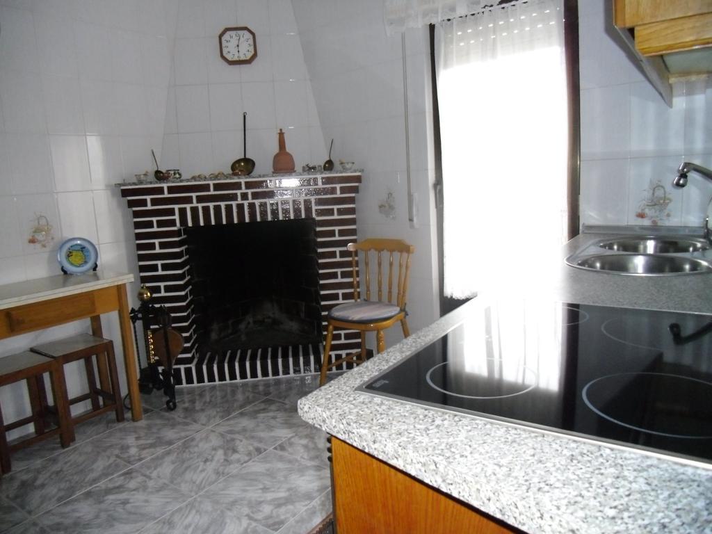 Casa Rural El Carrascal Valdefuentes de Sangusín 외부 사진
