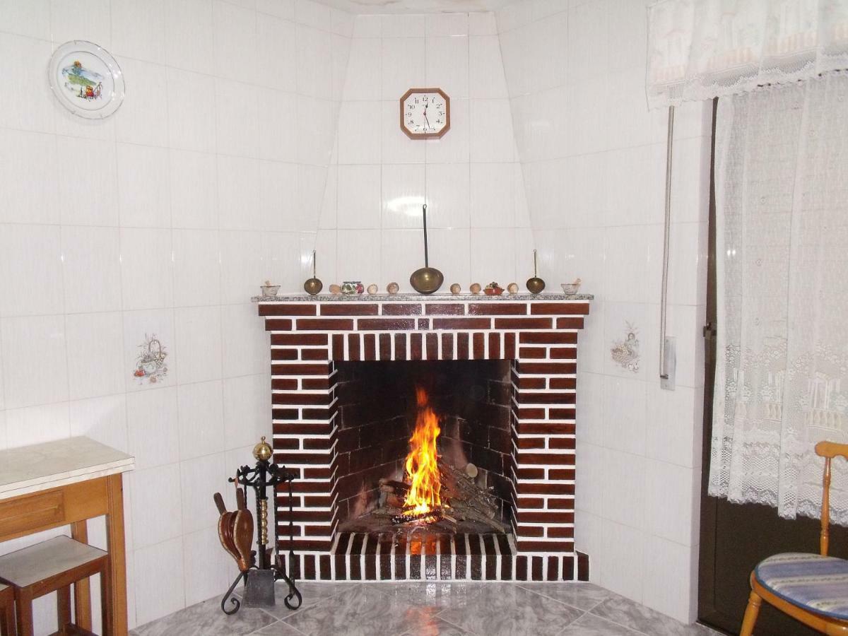 Casa Rural El Carrascal Valdefuentes de Sangusín 외부 사진